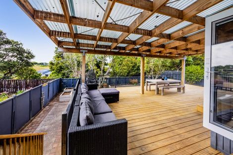 Photo of property in 12 Rennell Street, Frankleigh Park, New Plymouth, 4310