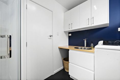 Photo of property in 14 Beazley Avenue, Paparangi, Wellington, 6037