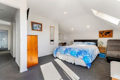 Photo of property in 7 Goodall Place, Redwood, Christchurch, 8051