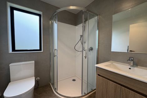 Photo of property in 37 Crawford Avenue, Mangere Bridge, Auckland, 2022