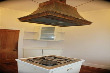 Photo of property in 9 Plunket Street, Kelburn, Wellington, 6012