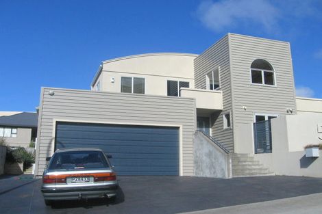 Photo of property in 5 Erlestoke Crescent, Churton Park, Wellington, 6037