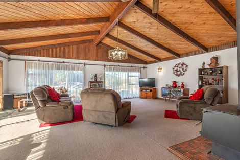 Photo of property in 242 Baylys Coast Road, Dargaville, 0377