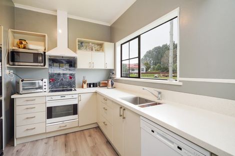 Photo of property in 43 Half Mile Road, Tuatapere, 9620