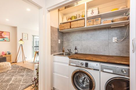 Photo of property in 2/56 Saint James Avenue, Papanui, Christchurch, 8053