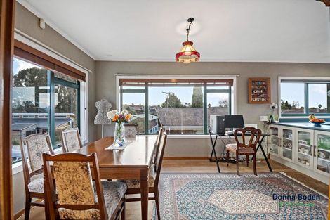 Photo of property in 11 Moloney Terrace, Pukekohe, 2120