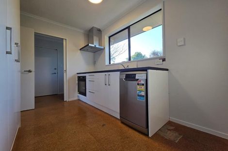 Photo of property in 2/3 Pinehurst Crescent, Russley, Christchurch, 8042