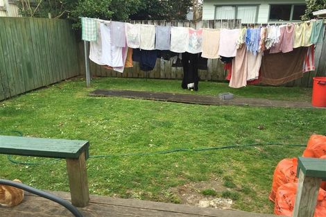 Photo of property in 16 Rollerson Street, Papakura, 2110