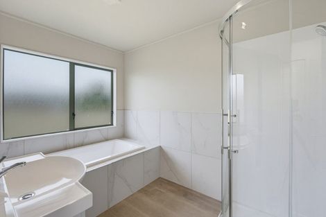 Photo of property in 27 Rutherford Drive, Waikanae Beach, Waikanae, 5036