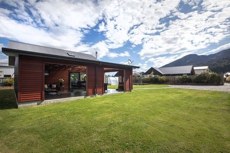 Photo of property in 18 Hewson Crescent, Lake Hawea, Wanaka, 9382