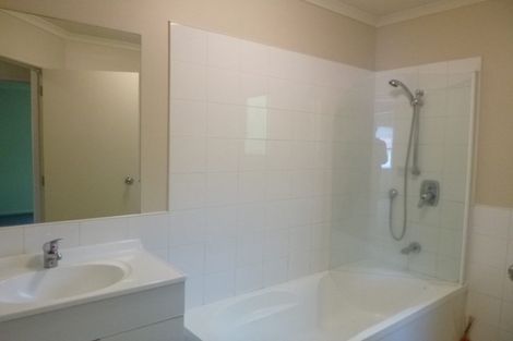 Photo of property in 22 Catrina Avenue, Birkenhead, Auckland, 0626