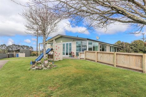 Photo of property in 2599 Mountain Road, Tariki, Stratford, 4394