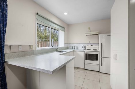 Photo of property in 2/9 Showgate Avenue, Sockburn, Christchurch, 8042
