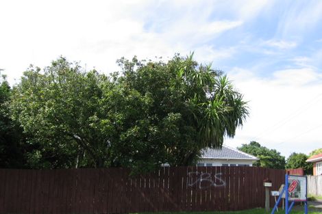 Photo of property in 3/5 Himikera Avenue, Avondale, Auckland, 1026