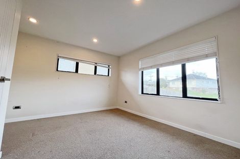 Photo of property in 115e Sturges Road, Henderson, Auckland, 0612