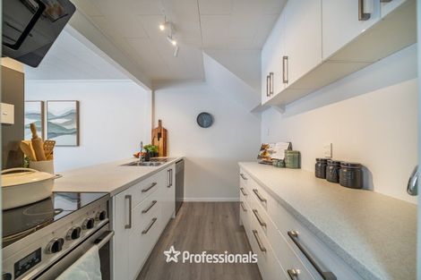 Photo of property in 8b Wai-iti Crescent, Woburn, Lower Hutt, 5010