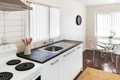 Photo of property in 1/397 Roscommon Road, Clendon Park, Auckland, 2103