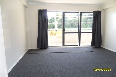 Photo of property in 4 London Road, Korokoro, Lower Hutt, 5012