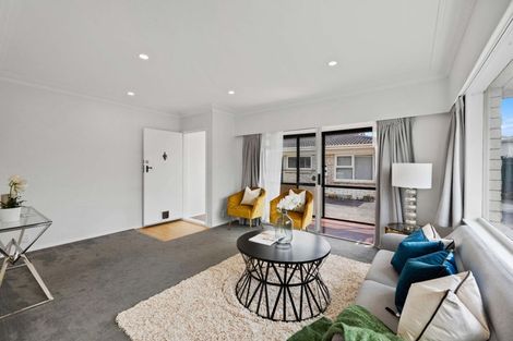 Photo of property in 38b Browns Road, Manurewa, Auckland, 2102