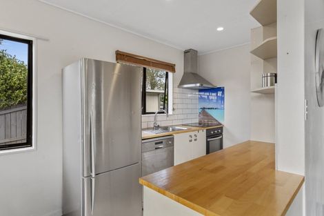 Photo of property in 118 Makarini Street, Paraparaumu, 5032