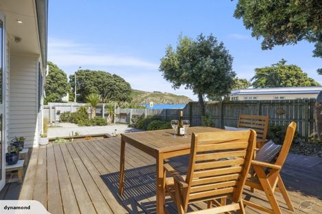 Photo of property in 26 Bay Drive, Titahi Bay, Porirua, 5022