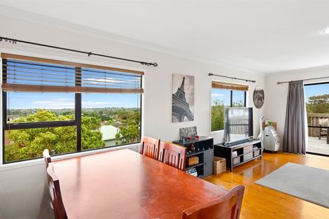 Photo of property in 29 Lewisham Street, Highland Park, Auckland, 2010