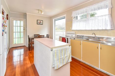 Photo of property in 4a Kita Road, Manurewa, Auckland, 2102