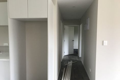 Photo of property in 15 Walnut Lane, Browns Bay, Auckland, 0630