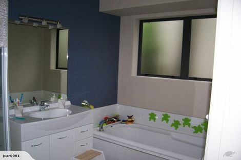 Photo of property in 5 Millennium Heights, Flagstaff, Hamilton, 3210