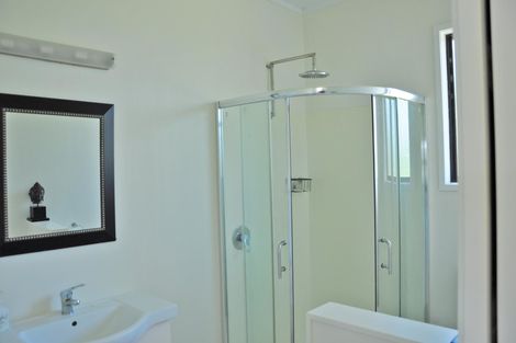 Photo of property in 66 Waiteitei Road, Wellsford, 0974