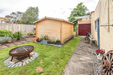 Photo of property in 16 Field Street, Aramoho, Whanganui, 4500