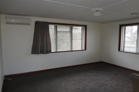 Photo of property in 67 Hoani Street, Northcote, Christchurch, 8052