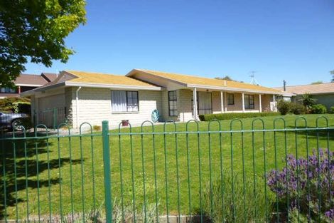 Photo of property in 27 Crosdale Place, Burnside, Christchurch, 8042