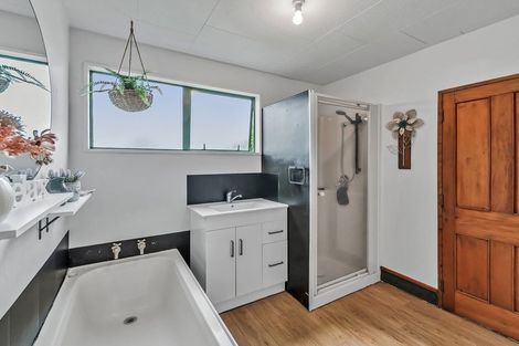 Photo of property in 19 Mclaughlins Road, Darfield, 7510