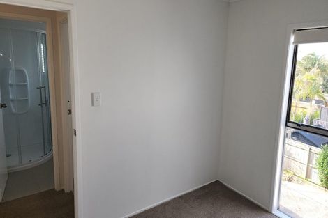 Photo of property in 1/33 Quebec Road, Milford, Auckland, 0620