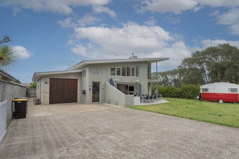 Photo of property in 14 Clipper Place, Whitianga, 3510