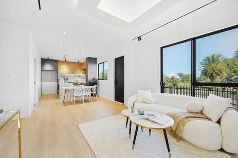 Photo of property in 31a Wallace Road, Mangere Bridge, Auckland, 2022