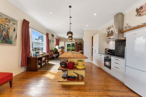 Photo of property in 76 Smart Road, Glen Avon, New Plymouth, 4312