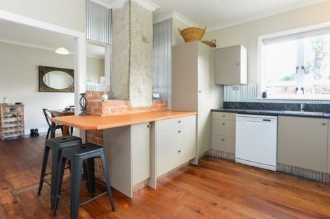 Photo of property in 20 Petane Road, Bay View, Napier, 4104