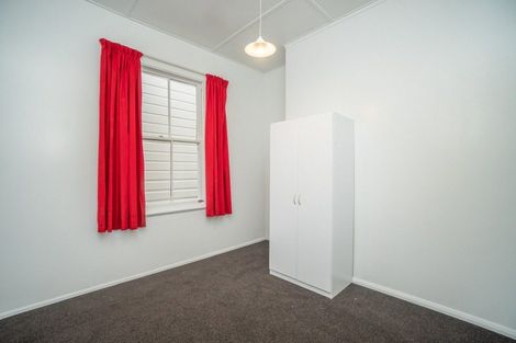 Photo of property in 17 Bourke Street, Palmerston North, 4410