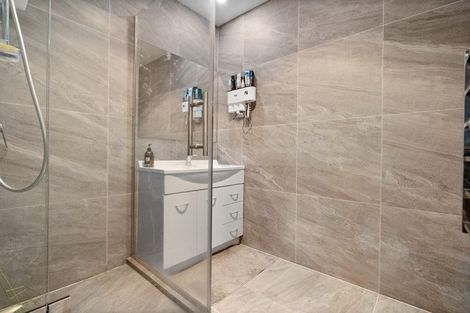 Photo of property in 19 Valour Lane, Papakura, 2110