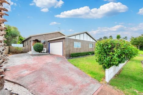 Photo of property in 38 San Valentino Drive, Henderson, Auckland, 0612