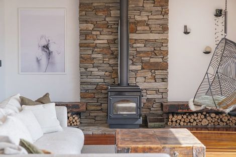 Photo of property in 68 Kanuka Rise, Albert Town, Wanaka, 9305