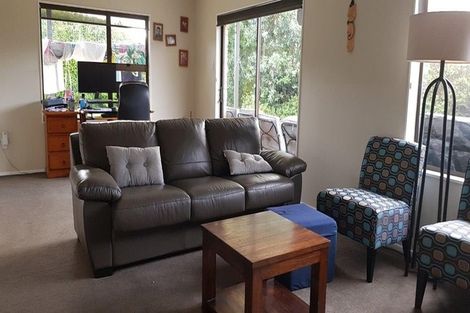 Photo of property in 17 Fuller Grove, Woburn, Lower Hutt, 5010