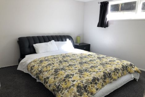 Photo of property in 26 Gretel Place, Hillcrest, Auckland, 0627