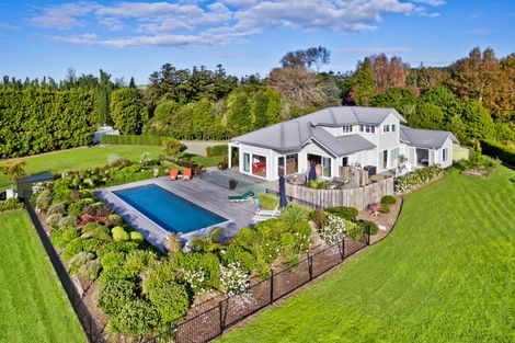 Photo of property in 140 Jones Road, Tawharanui Peninsula, Warkworth, 0986