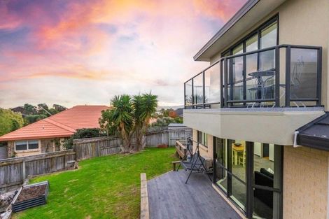 Photo of property in 6 Shearwater Rise, Paraparaumu Beach, Paraparaumu, 5032