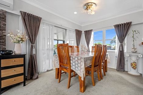 Photo of property in 57 Rosella Road, Mangere East, Auckland, 2024