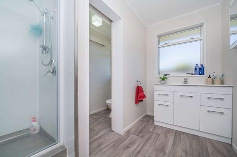 Photo of property in 56c Weston Avenue, Roslyn, Palmerston North, 4414