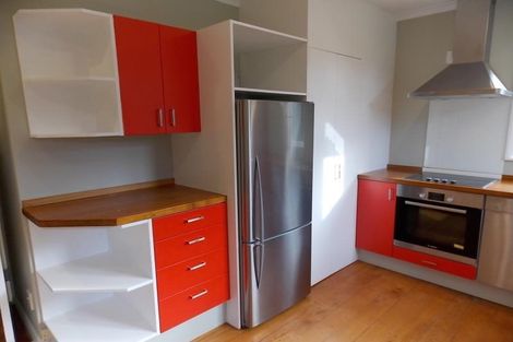 Photo of property in 70 Chamberlain Road, Karori, Wellington, 6012